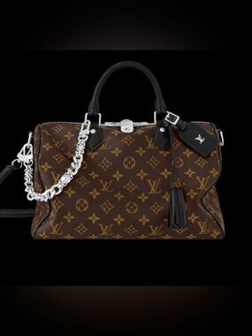 Fashionable Soft 30 Satchel/Speedy